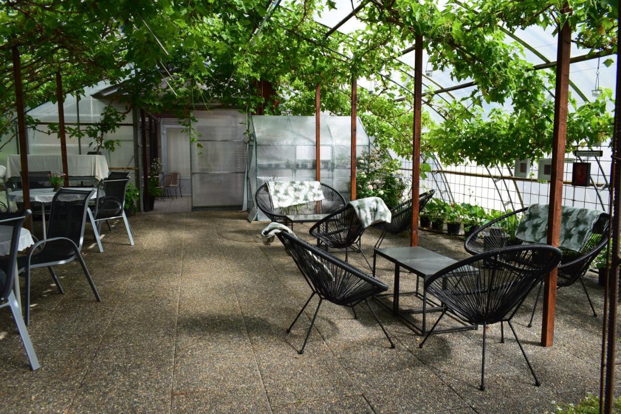 Narebo Gardshotell Guest house *